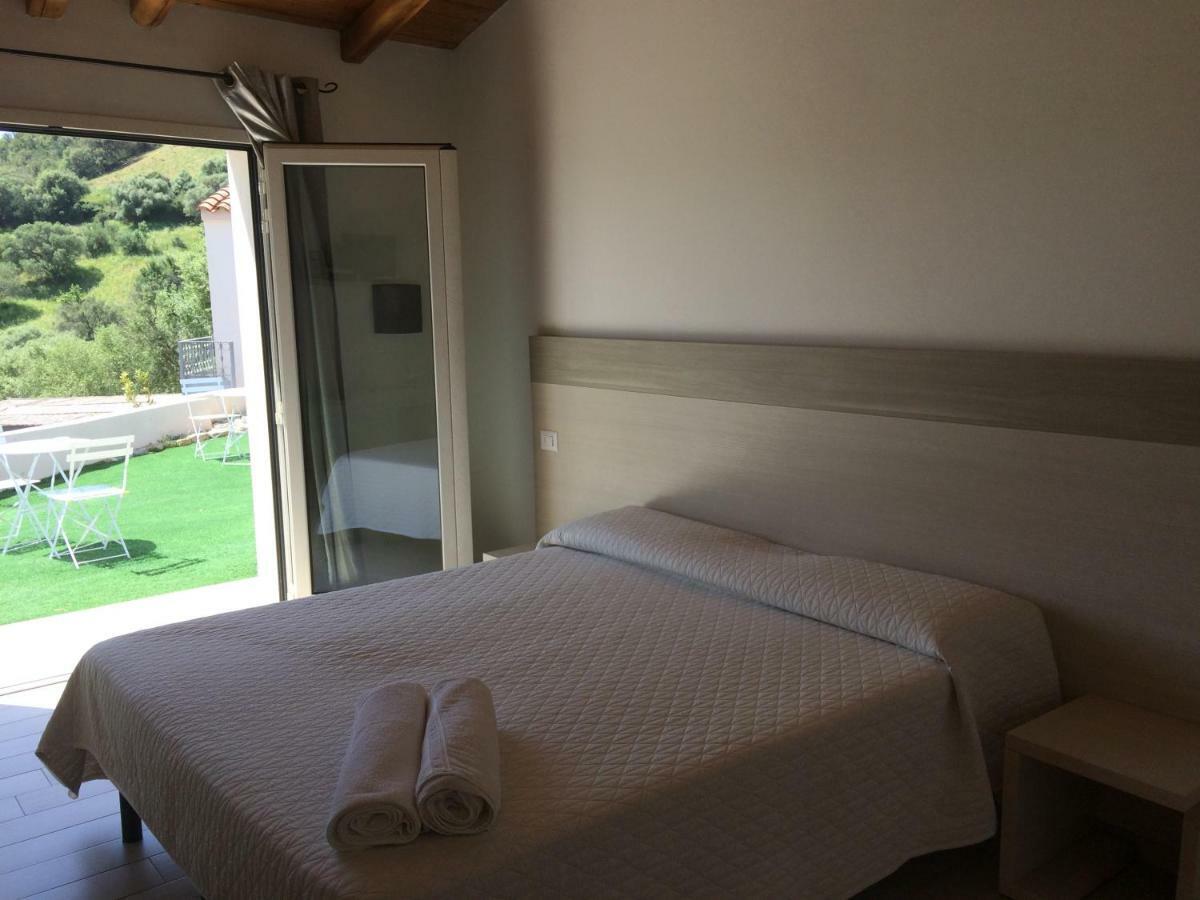 Sole&Sale Bed & Breakfast San Teodoro  Eksteriør bilde